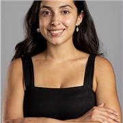 Entusiasmada por enseñar a sanar la mente-cuerpo.